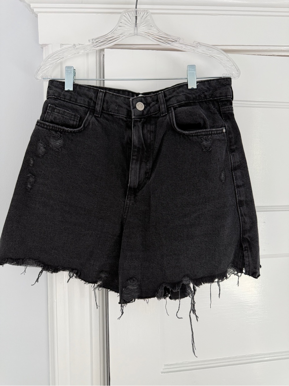 ZARA RIPPED HIGH RISE DENIM SHORTS